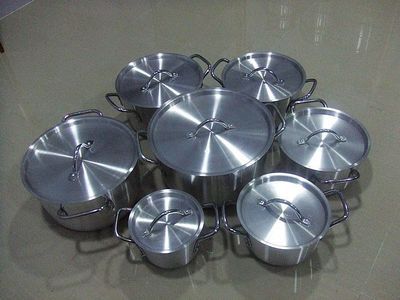 揭阳市恒锐不锈钢制品 专业供应铝锅、铝提锅、套装锅，规格多选支持定制